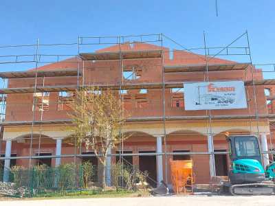 Planung und Bau von Mehrfamilienhaus